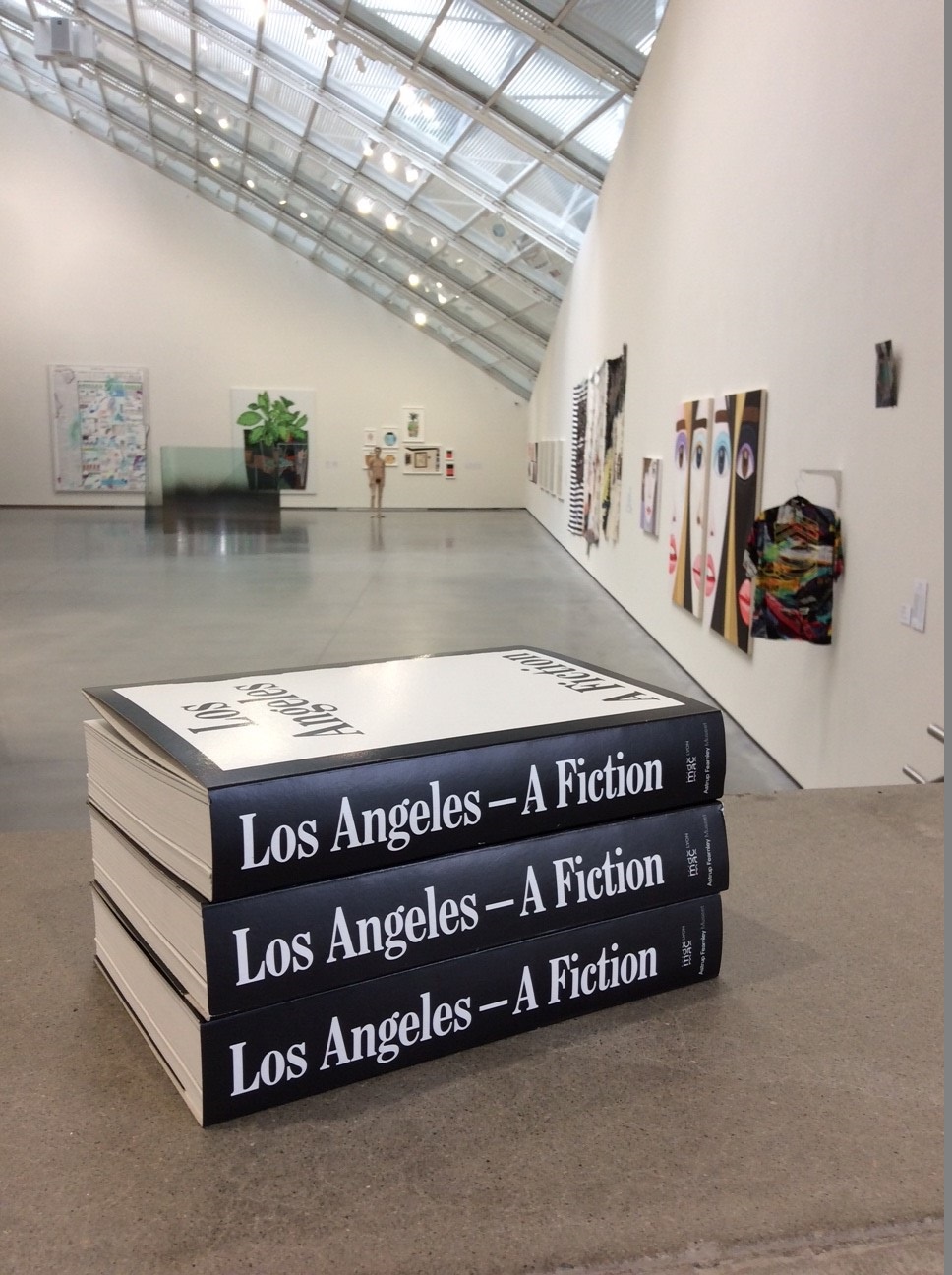 Art Book Los Angeles - A Fiction – Astrup Fearnley Museet Webshop