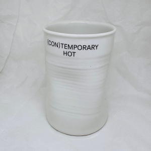 (CON)TEMPORARY HOT Ackoppen