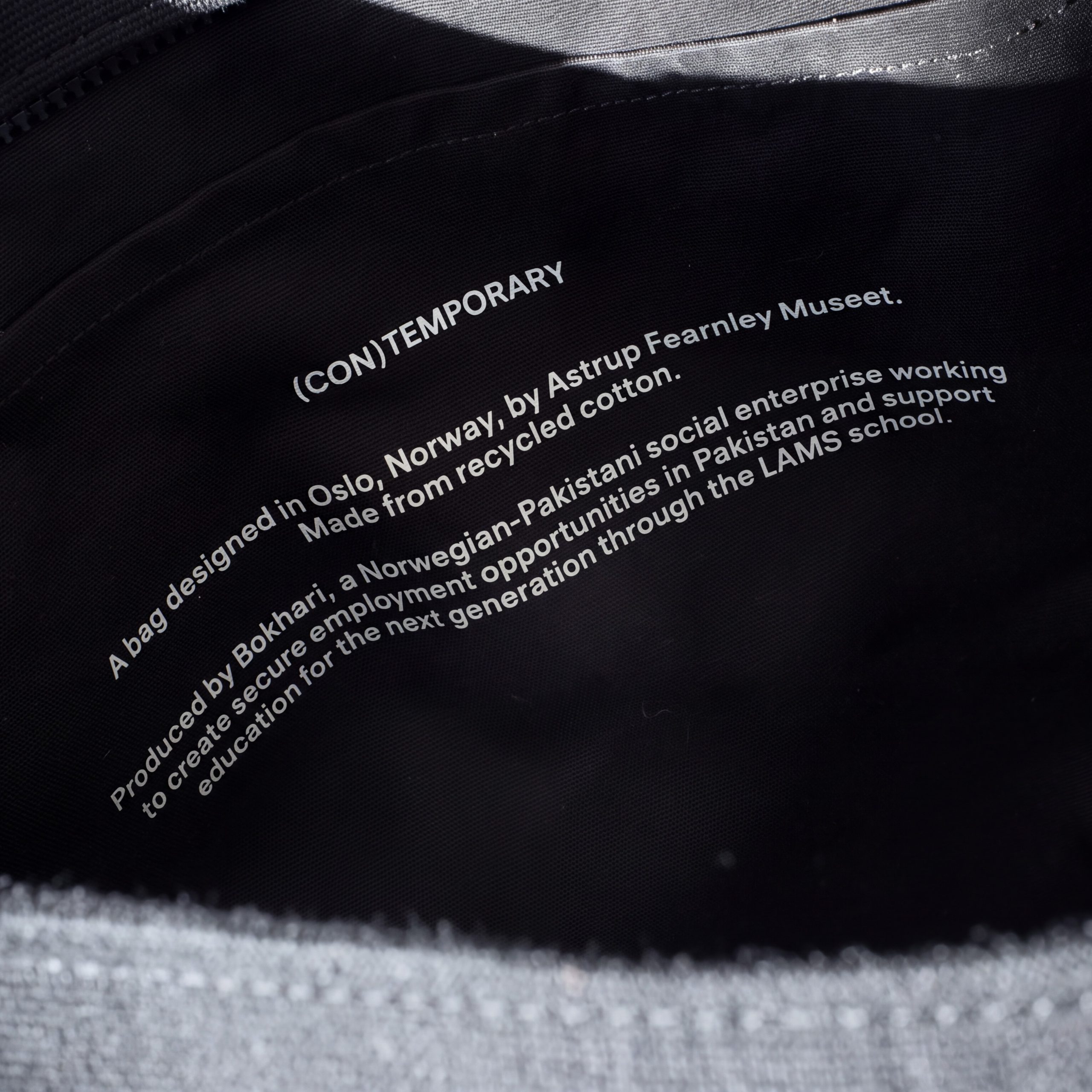 (CON)TEMPORARY Travel Bag - Bilde 7